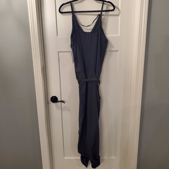 BNWT Fabletics Parker Jumpsuit- Sz Medium - Picture 7 of 11